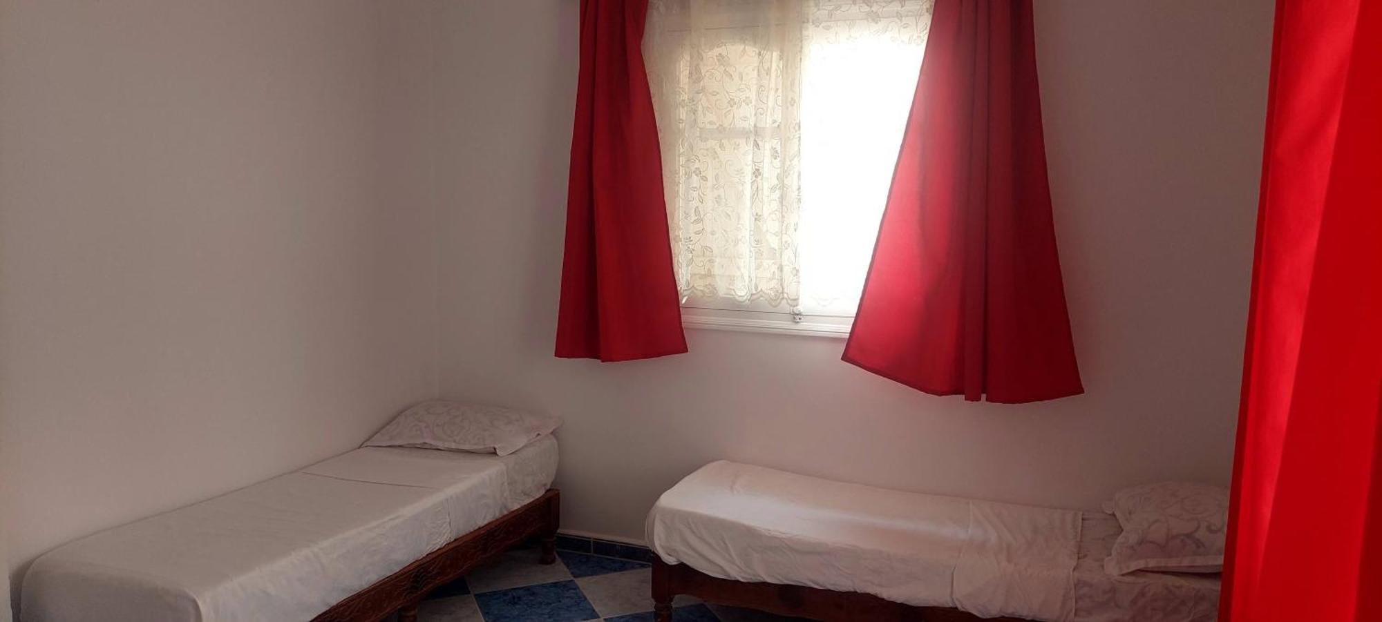 Residence Yasamine Ain El Turck Айн ел Тюрк Екстериор снимка